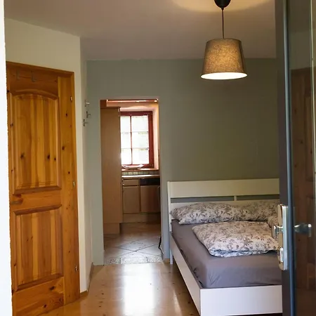 Couette-café Haus Irina 3*